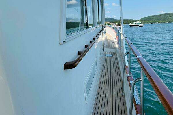 Grand Banks 46 Europa Yacht For Sale