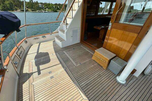 Grand Banks 46 Europa Yacht For Sale