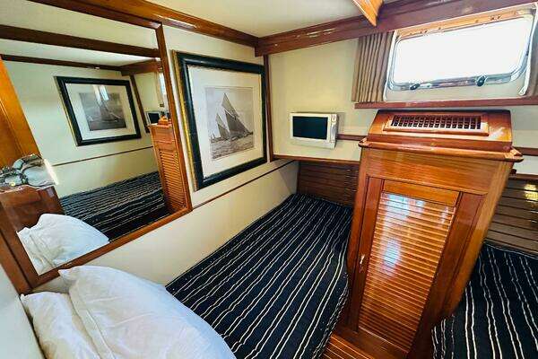 Grand Banks 46 Europa Yacht For Sale