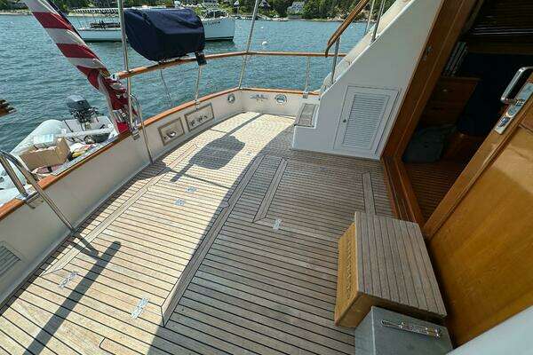 Grand Banks 46 Europa Yacht For Sale