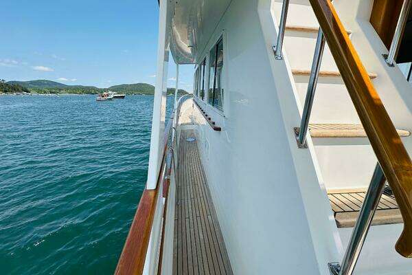 Grand Banks 46 Europa Yacht For Sale