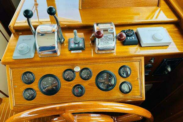 Grand Banks 46 Europa Yacht For Sale