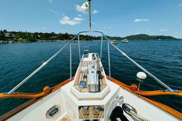 Grand Banks 46 Europa Yacht For Sale