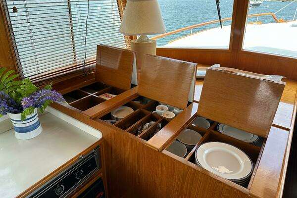 Grand Banks 46 Europa Yacht For Sale