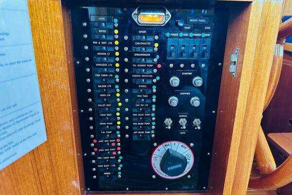 Grand Banks 46 Europa Yacht For Sale