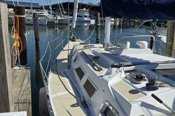 34-ft-Hunter-1984-Chester Maryland United States yacht for sale