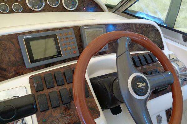 Endless Summer II 37ft Sea Ray Yacht For Sale