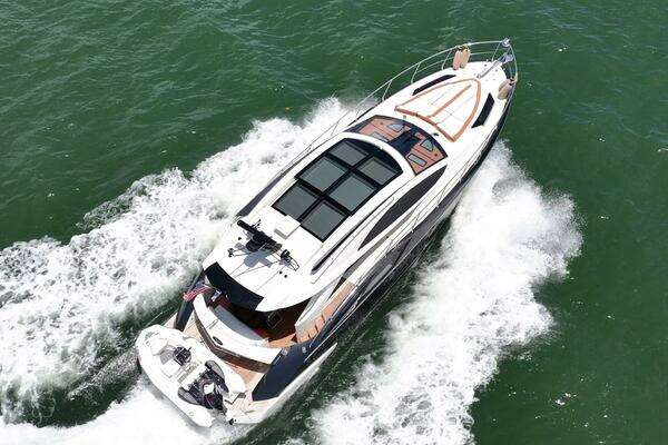 Marquis 500 Sport Coupe Yacht For Sale