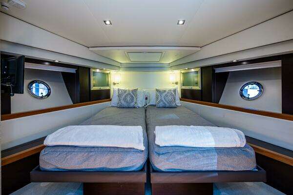 Tiara Yachts  Yacht For Sale