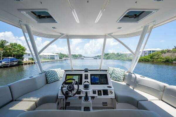 Tiara Yachts  Yacht For Sale