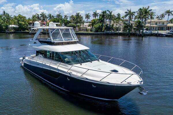 Tiara Yachts  Yacht For Sale