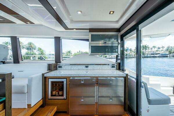 Tiara Yachts  Yacht For Sale
