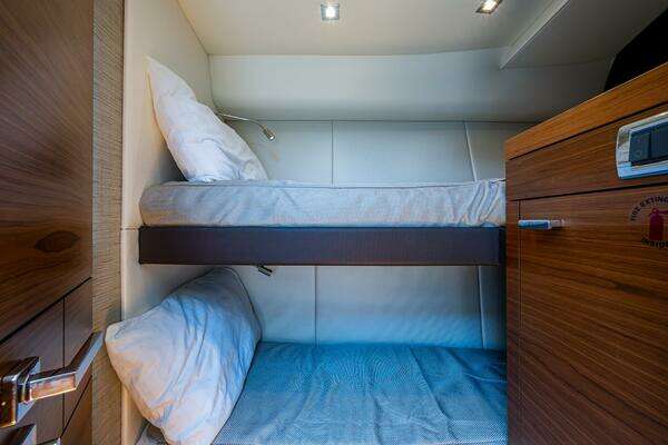 Tiara Yachts  Yacht For Sale