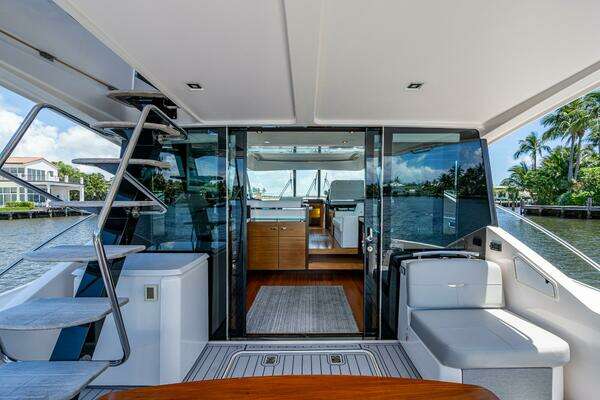 Tiara Yachts  Yacht For Sale