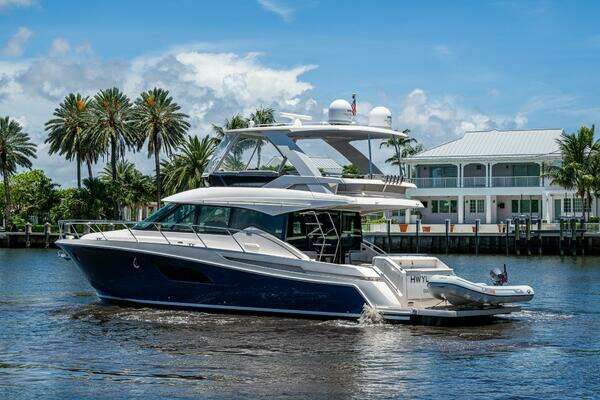 Tiara Yachts  Yacht For Sale