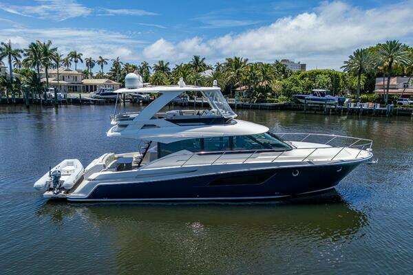 Tiara Yachts  Yacht For Sale
