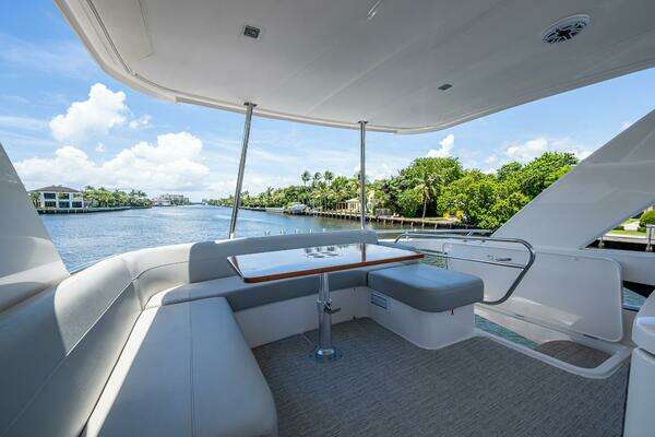 Tiara Yachts  Yacht For Sale