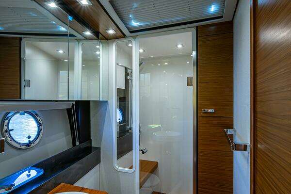 Tiara Yachts  Yacht For Sale