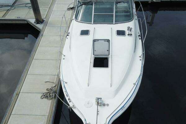 Photo of the 1990 Sea Ray  "Alma"