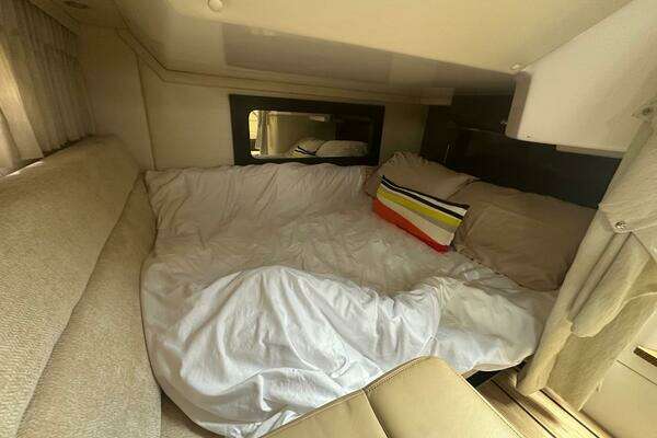 Regal 35 Sport Coupe Yacht For Sale