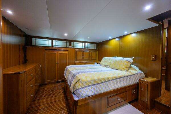 Ocean Alexander 602 MKI Yacht For Sale