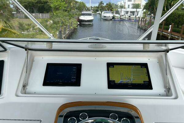 Viking 52 Convertible Yacht For Sale