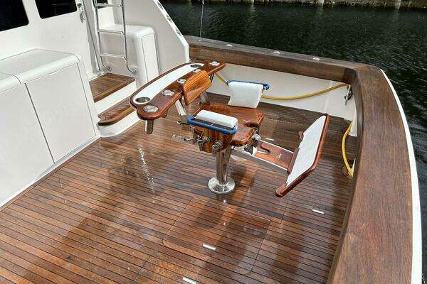 Viking 52 Convertible Yacht For Sale