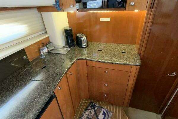Meridian 368 Motor Yacht Yacht For Sale