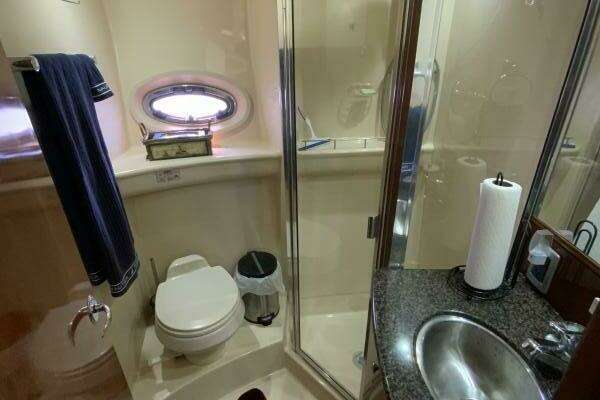 Meridian 368 Motor Yacht Yacht For Sale