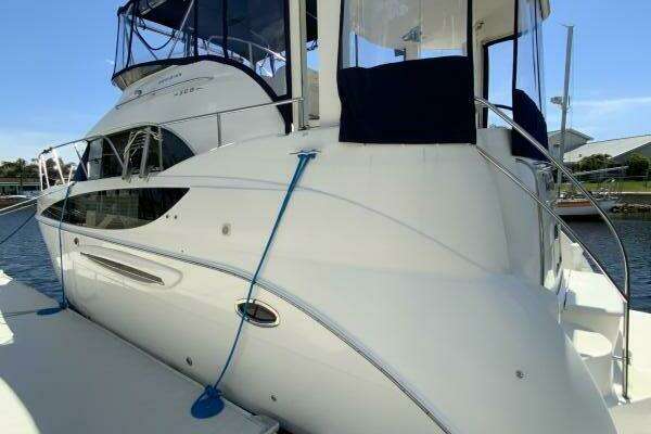Meridian 368 Motor Yacht Yacht For Sale