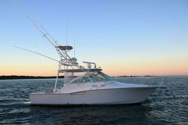 Cabo 35 Express Yacht For Sale