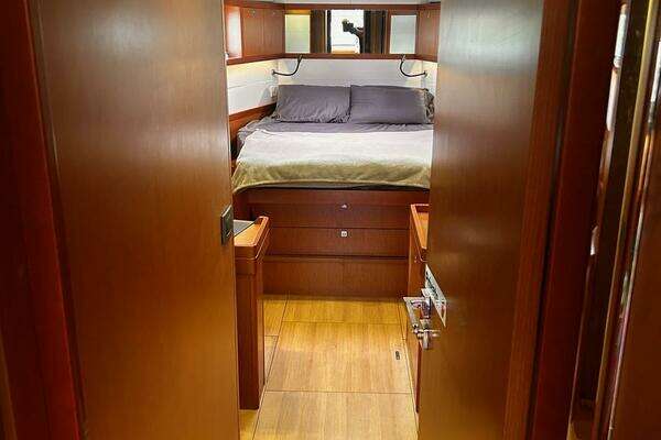 Beneteau Sense 55 Yacht For Sale