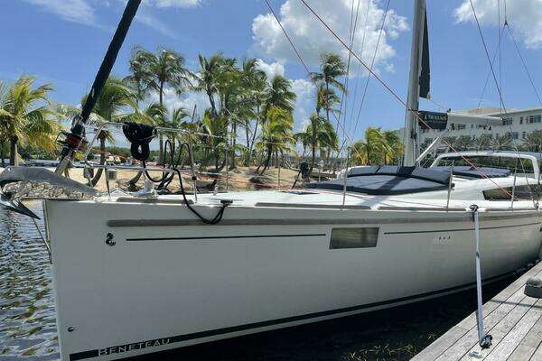 Beneteau Sense 55 Yacht For Sale