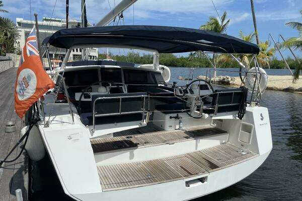 Beneteau Sense 55 Yacht For Sale