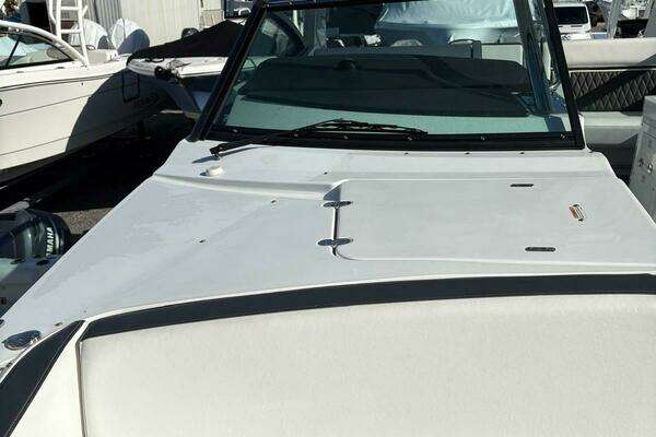 Monterey 355 Super Sport Yacht For Sale