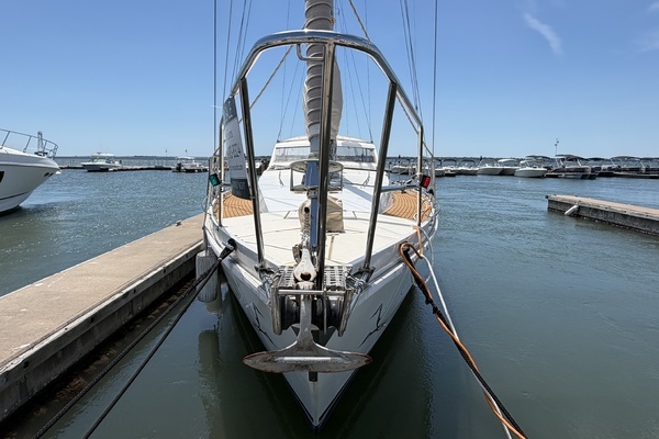 Photo of the 1980 Amel Mango 52 "Northern Goose"