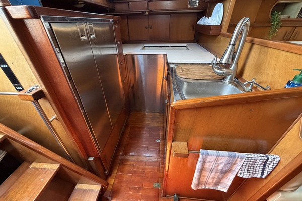 Northern Goose 52ft Amel Yacht For Sale