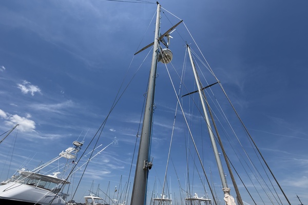 Northern Goose 52ft Amel Yacht For Sale