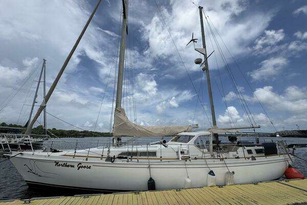 Photo of the 1980 Amel Mango 52 "Northern Goose"