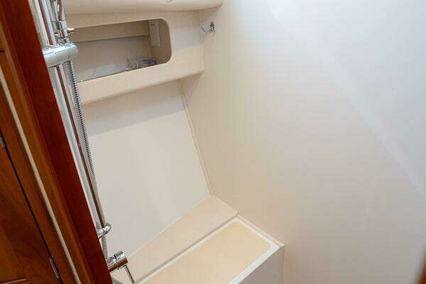 MJM 40z Yacht For Sale