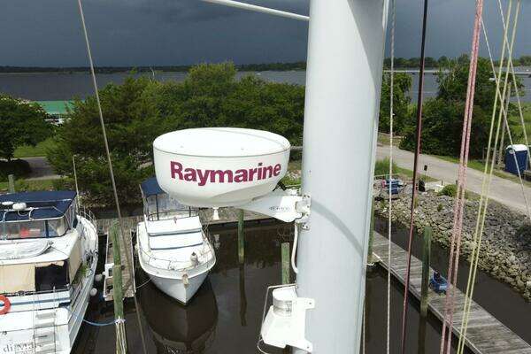 Lagoon 420 Owner's Version Yacht For Sale