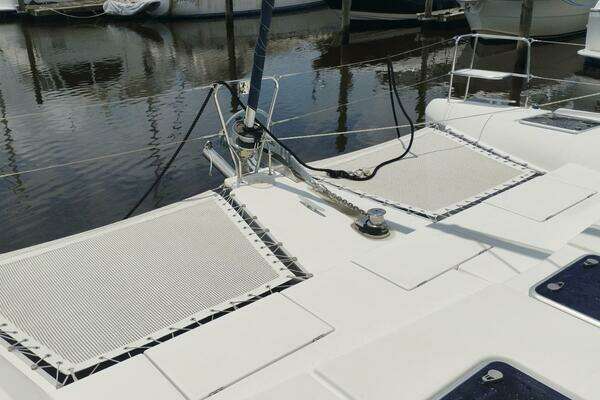 Lagoon 420 Owner's Version Yacht For Sale