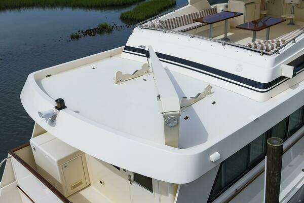 Hatteras 70 Cockpit MotorYacht Yacht For Sale