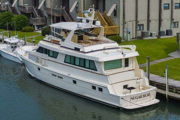 Hatteras 70 Cockpit MotorYacht Yacht For Sale