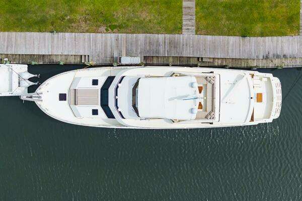 Hatteras 70 Cockpit MotorYacht Yacht For Sale