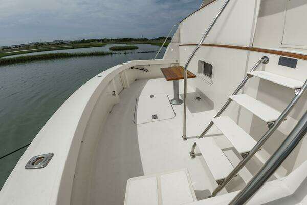 Hatteras 70 Cockpit MotorYacht Yacht For Sale