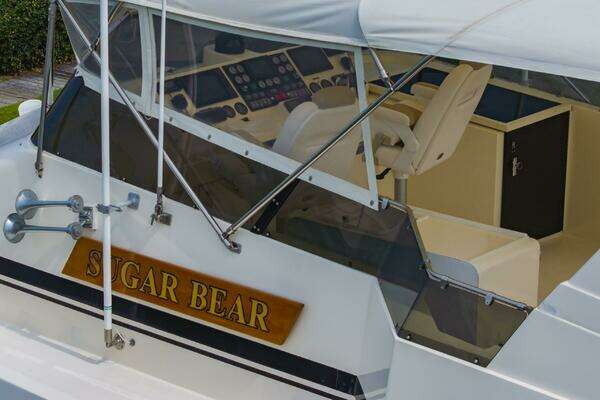 Hatteras 70 Cockpit MotorYacht Yacht For Sale