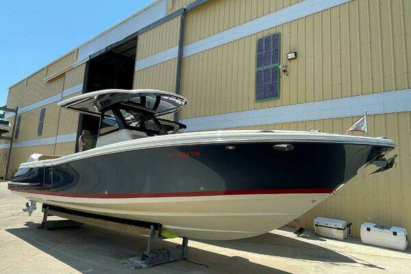 Chris-Craft Catalina Yacht For Sale