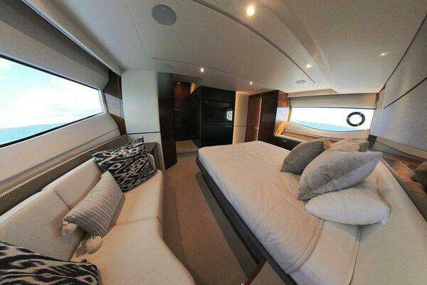 Princess S62 Yacht For Sale