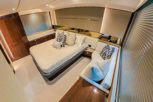 Princess S62 Yacht For Sale